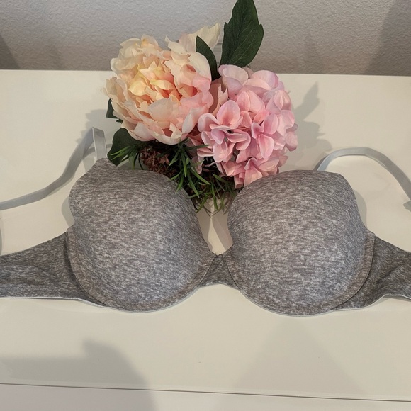 Victoria’s Secret Pink Heather Gray Bra - Picture 1 of 3